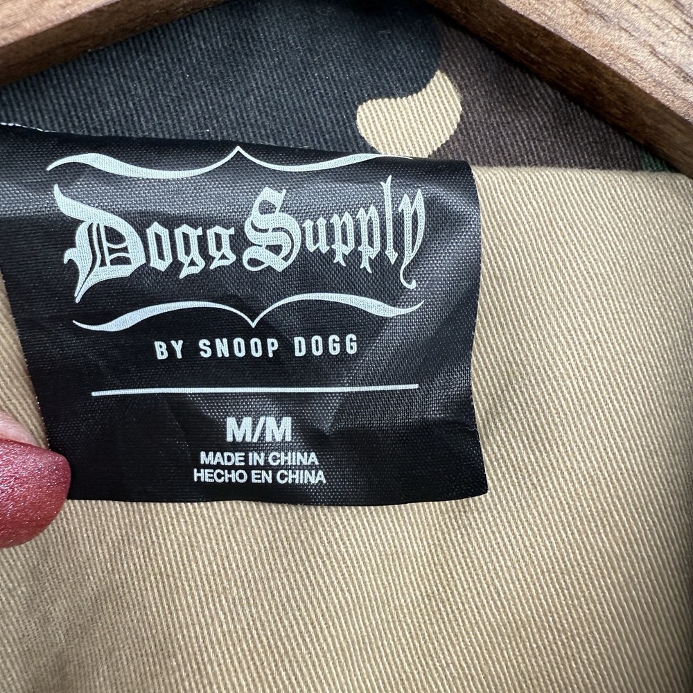 Dogg Supply By Snoop Dogg Button Down Shirt Men Size M Camouflage Reversible Tan - Picture 6 of 11